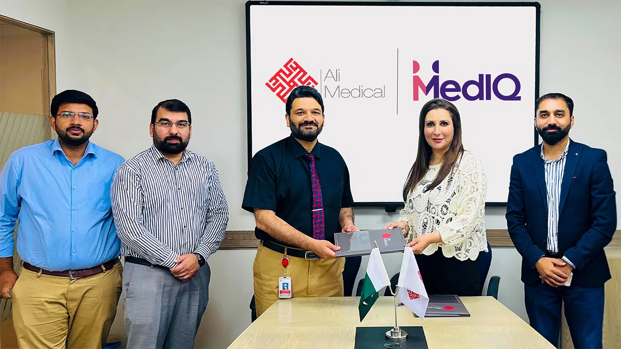 MedIQ and Ali Medical Centre leadership at MoU signing ceremony in Islamabad